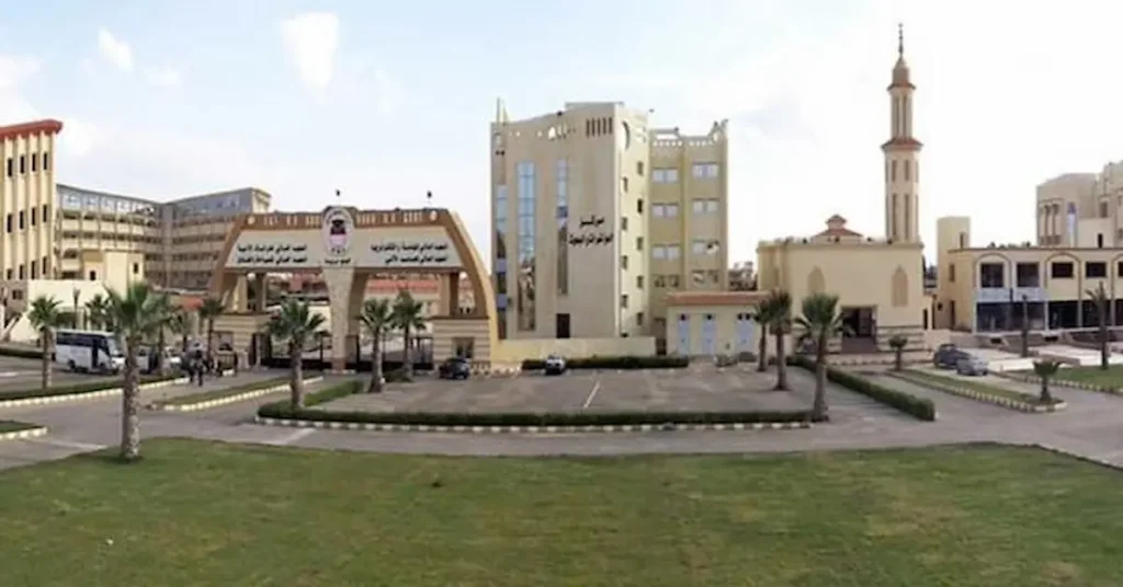 المعهد المصري العالي للسياحة والفنادق بمصر الجديدة